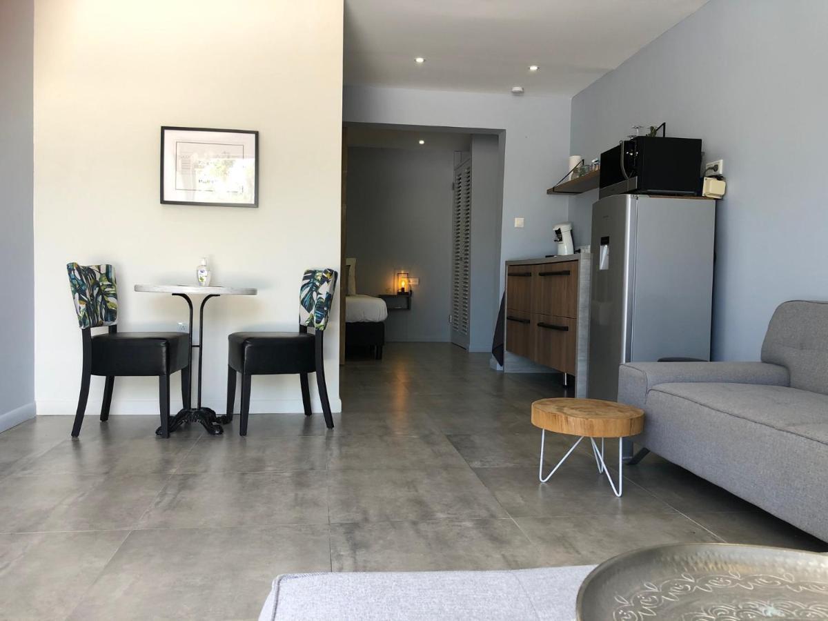 Indigo Apartments & Suites - 'Adults Only' Ян-Тил Экстерьер фото