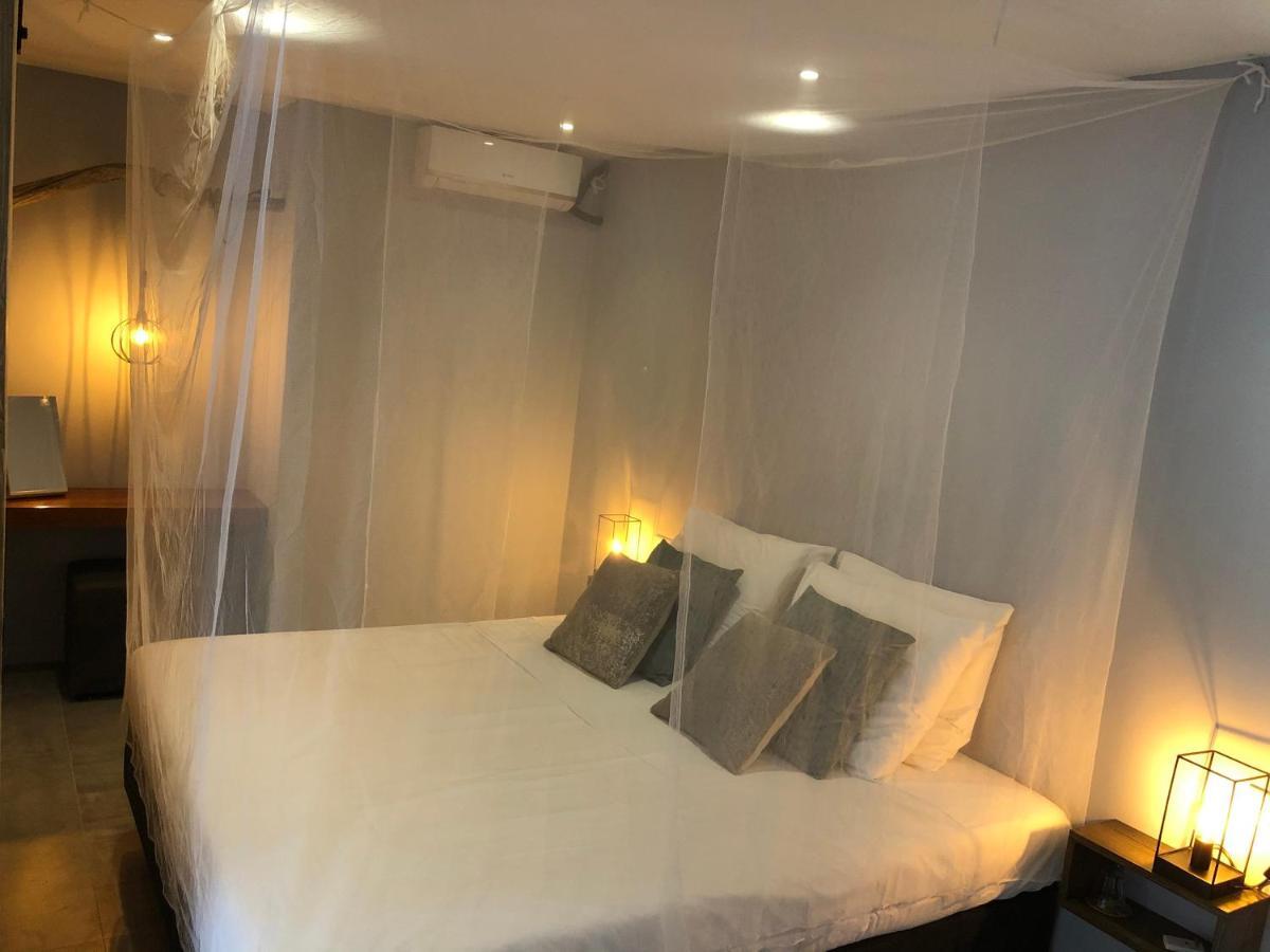 Indigo Apartments & Suites - 'Adults Only' Ян-Тил Экстерьер фото